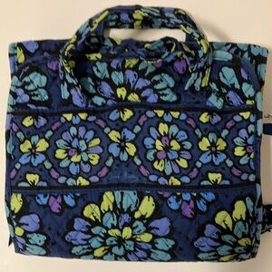 COPY - Vera Bradley Cotton Hanging Travel Organizer. Blue floral design. 8”X10”…